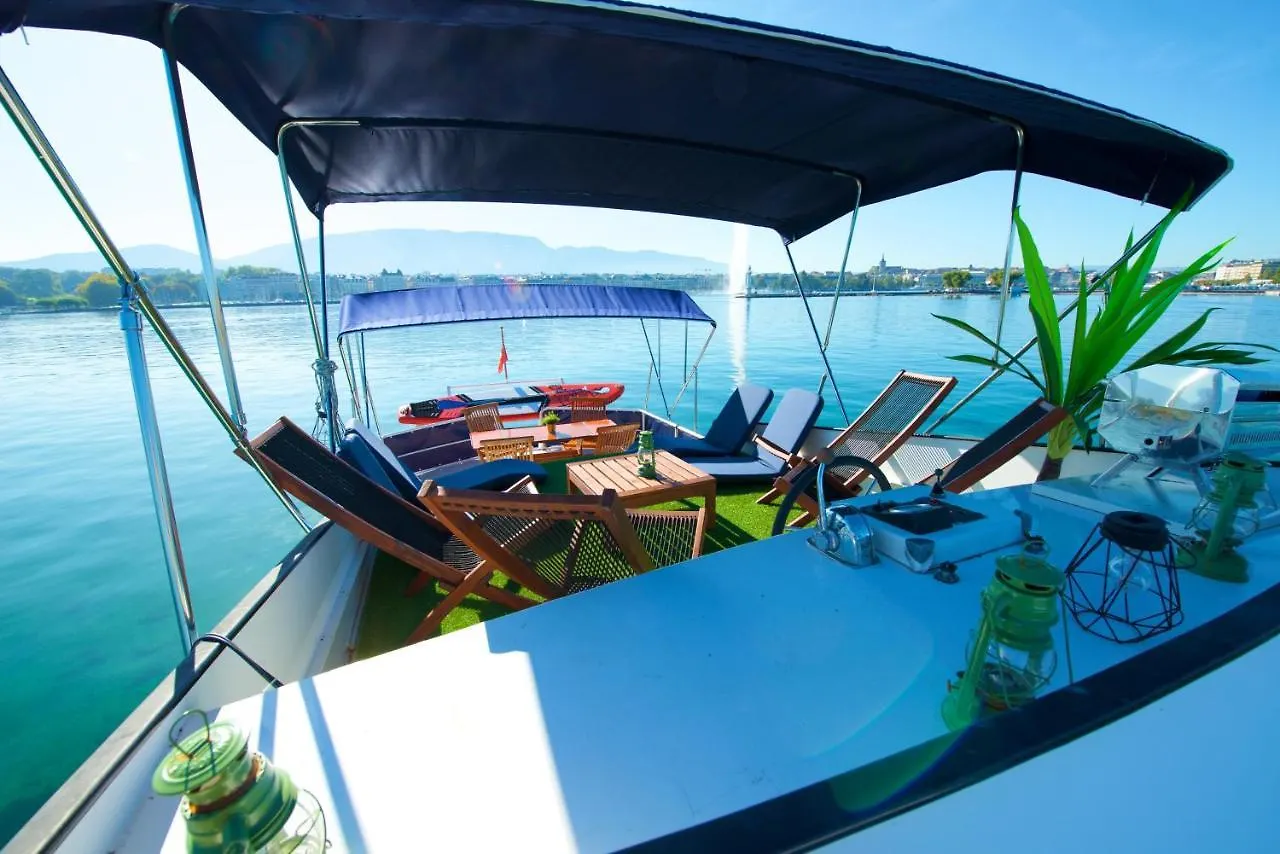 Πλωτό κατάλυμα Homeboat-Bateau Hotel Γενεύη