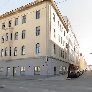 la-suites-apartments-hauptbahnhof.vienna-besthotels.com/