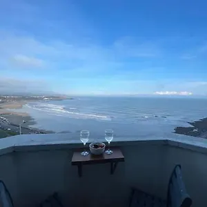 spectacular-2-bedroom-balcony-sea-view-flat.yorkshirehotels.net/